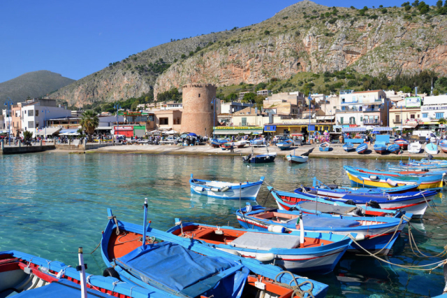 mondello paese