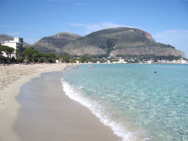 mondello1